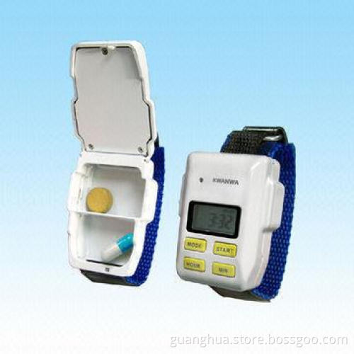 Bracelet pill box with 2 compartments, 5 daily alarms and 24 hours countdown timer